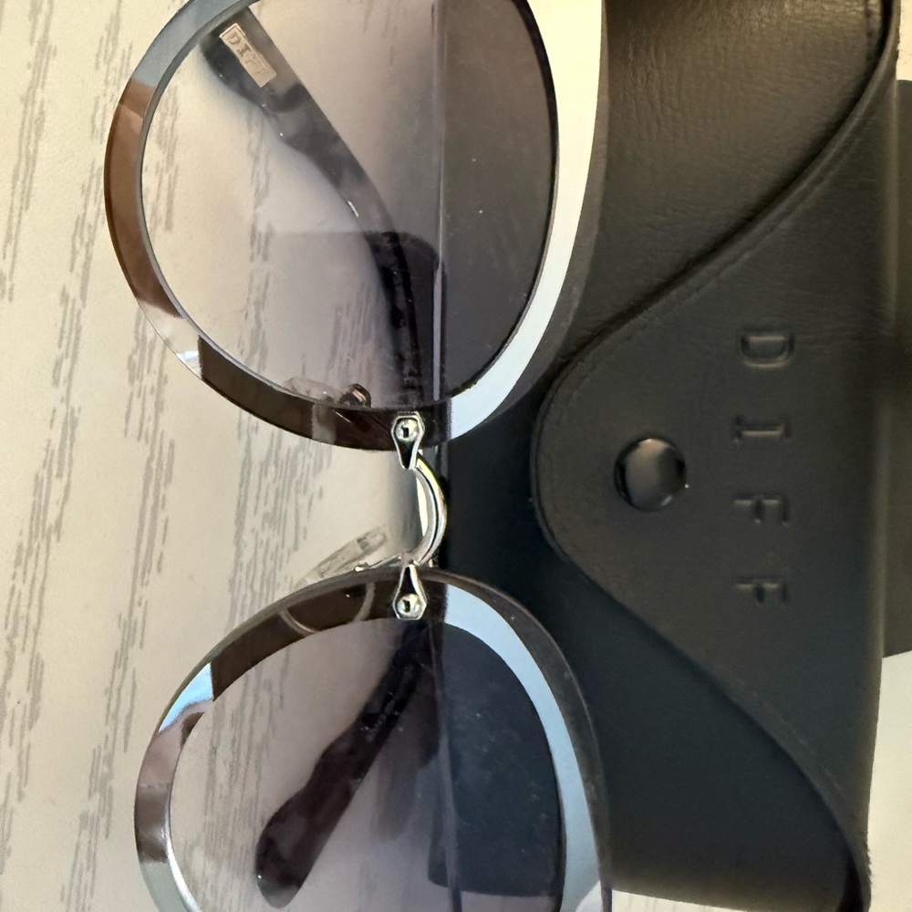 Diff Eyewear Black and Silver Sunglasses